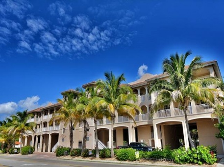 The Jazzy Pelican, White Cap Resort, Fort Myers Beach,  - Just Properties